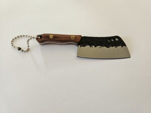 martinez-messer-fuer-schluesselanhaenger-mit-lederscheide