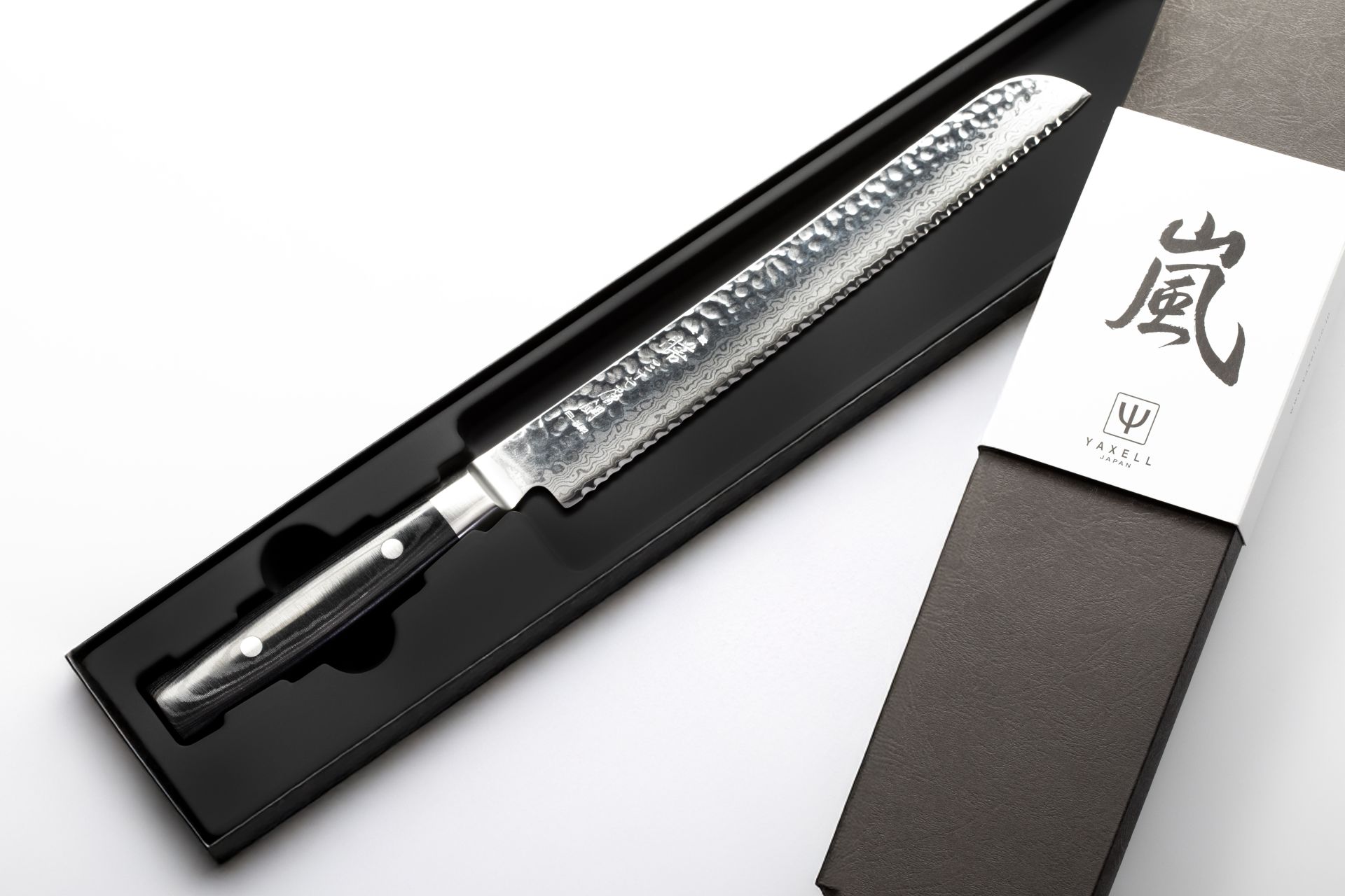 Yaxell Zen Brotmesser mit Wellenschliff 23 cm HP-Y-35508 mit Hammerschlag Profi Kochmesser – Bild 5
