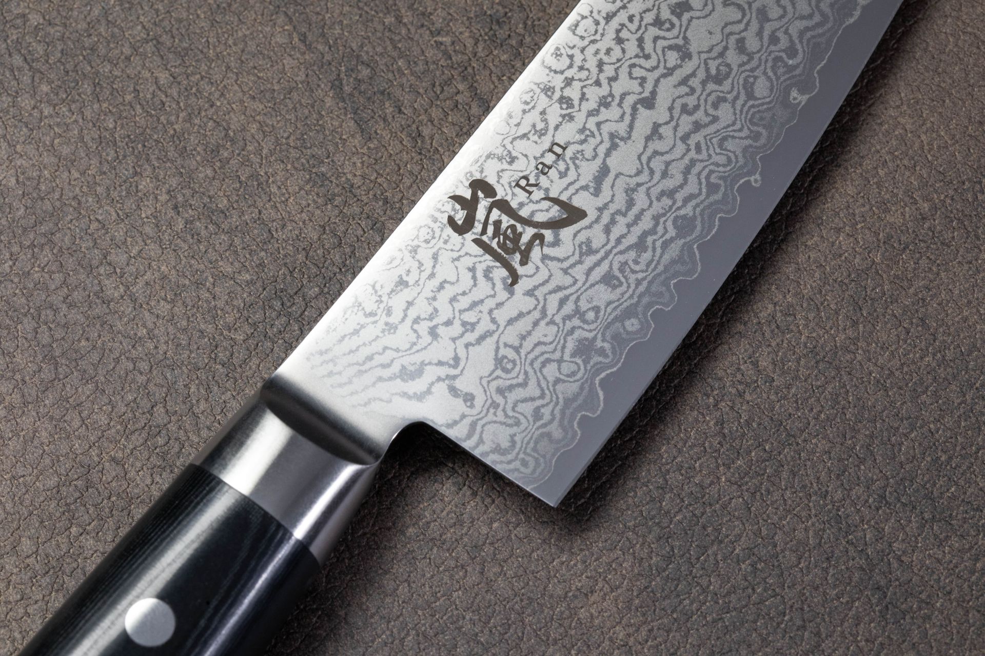 Yaxell RAN Santoku 16,5 cm HP-Y-36001 Profi Kochmesser – Bild 4